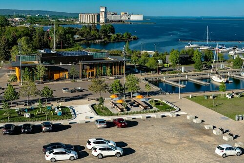 Гостиница Delta Hotels by Marriott Thunder Bay в Тандер-Бей