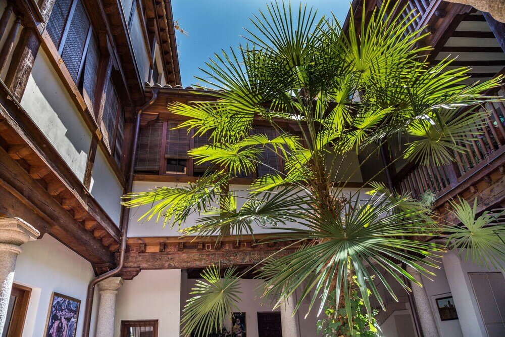 Фото Hostal Infantes