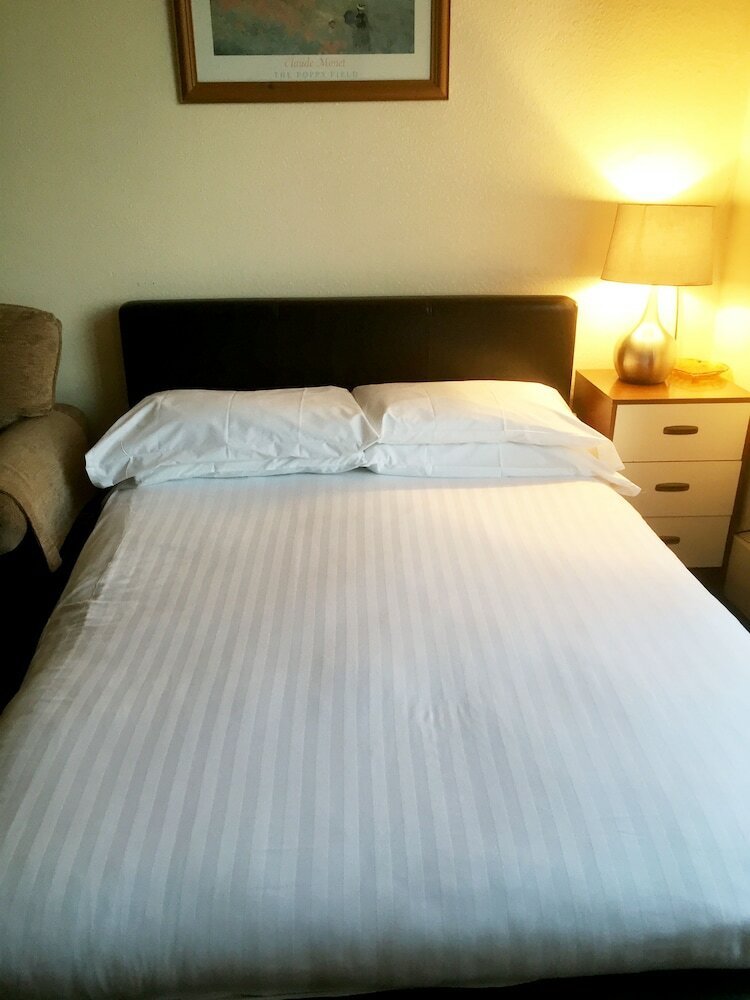 Фото Adelphi Holiday Flats