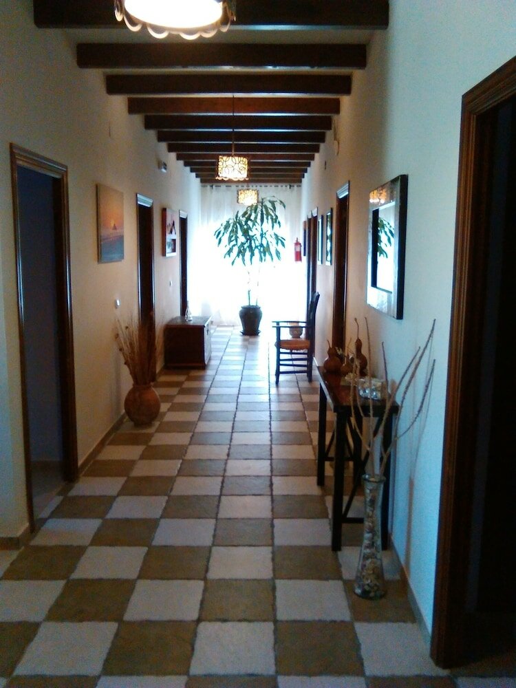 Фото Hostal Restaurante La Ilusión