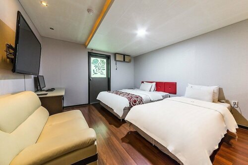 Гостиница Hotel Queen Suwon в Сувоне
