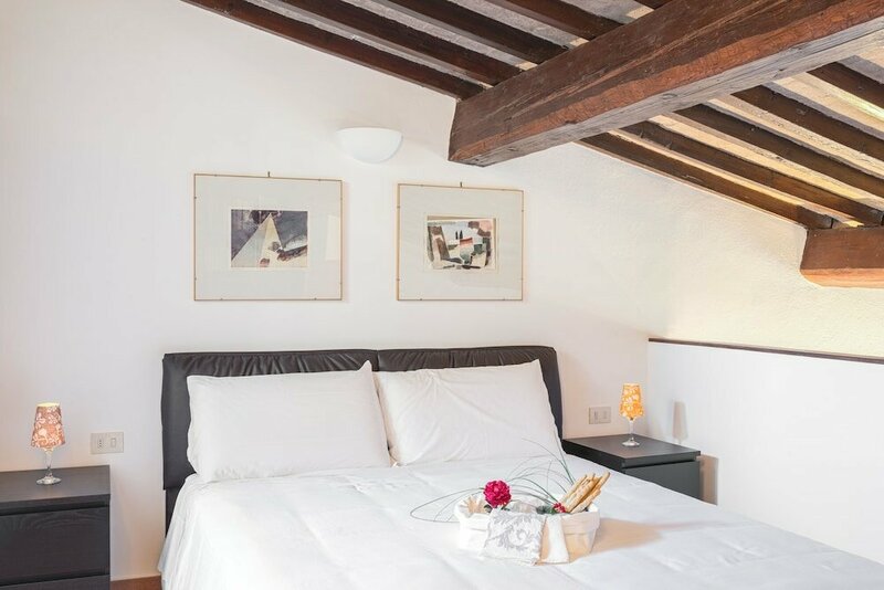 Гостиница Beautiful Ronco Loft во Флоренции