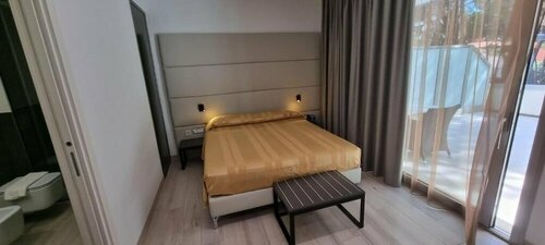 Внешний вид отеля Hotel Venice Beach в Сан-Микеле-аль-Тальйаменто, фото 3