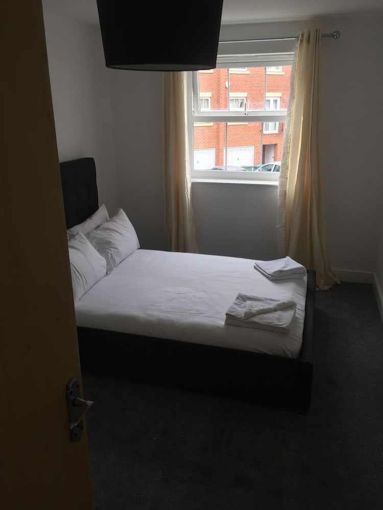 Фото Superior 2 bedroom Apartments