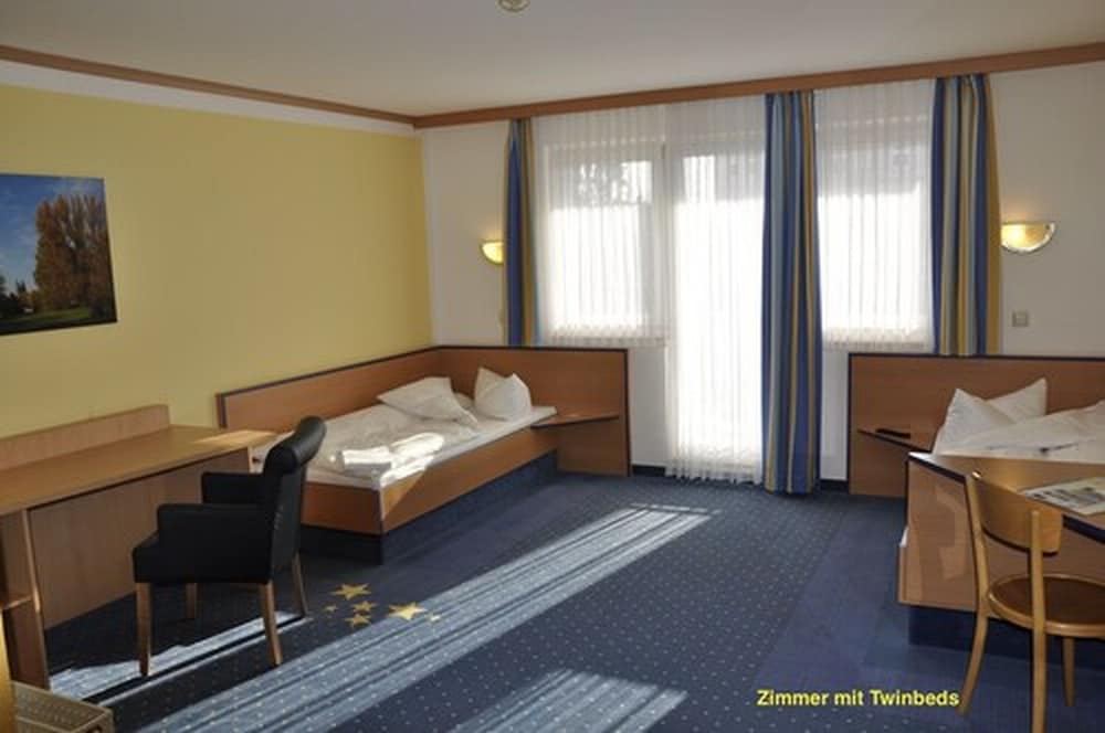 Фото Sleep & Go Hotel Magdeburg