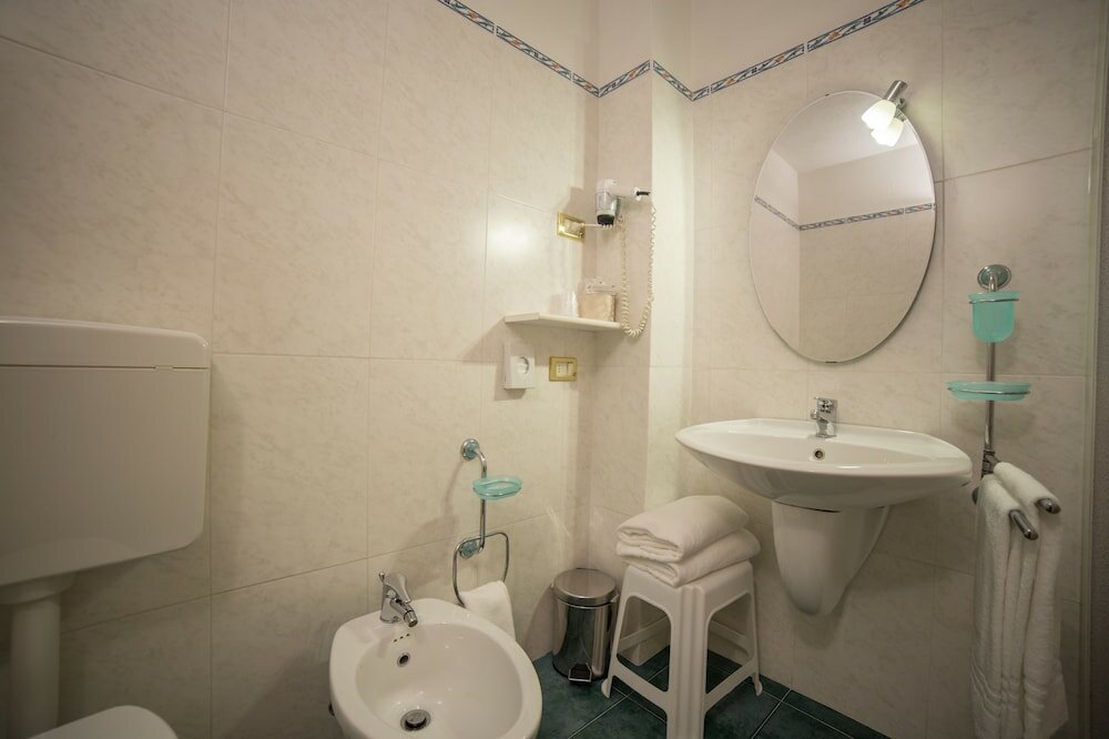 Фото Hotel Grizzly