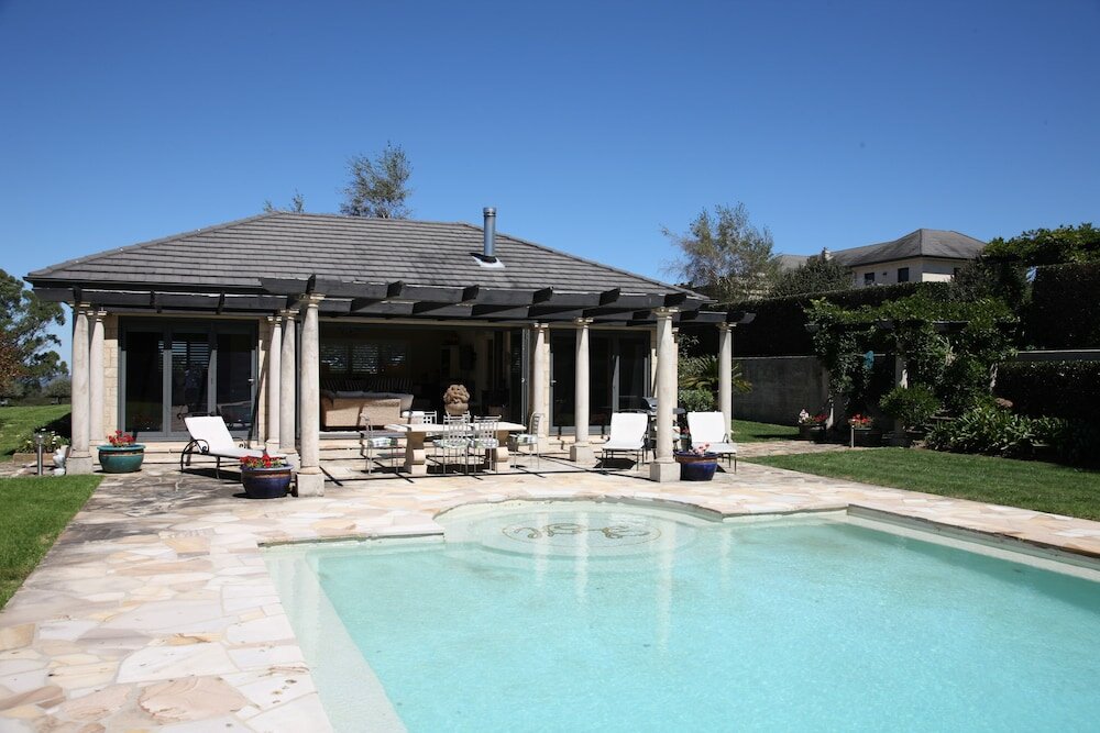 Фото Linden Hall