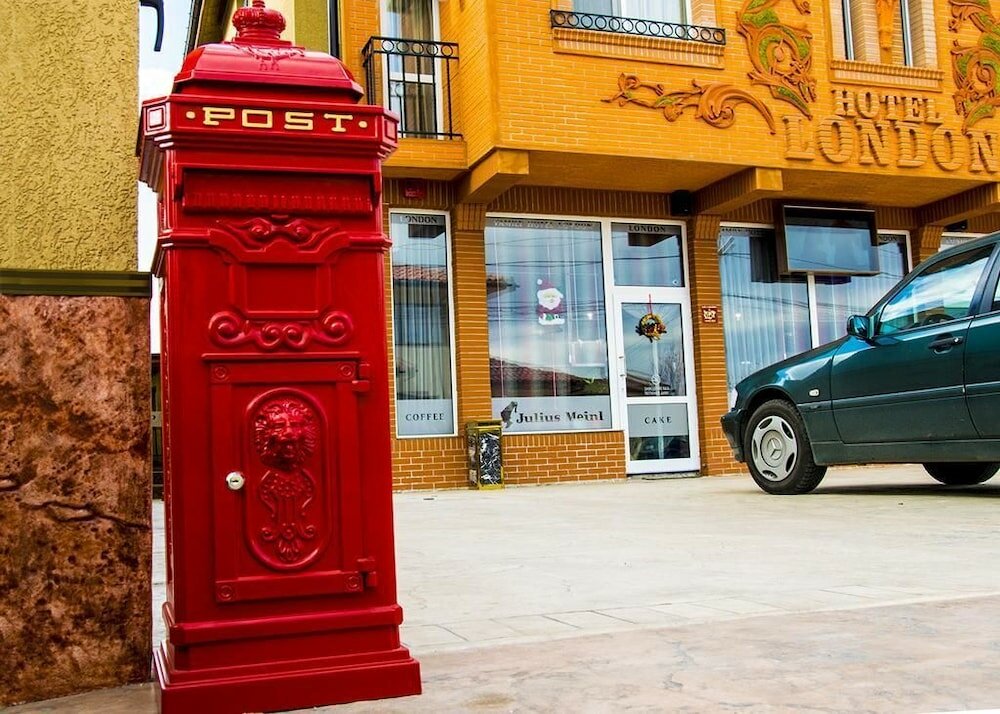 Фото отеля 3