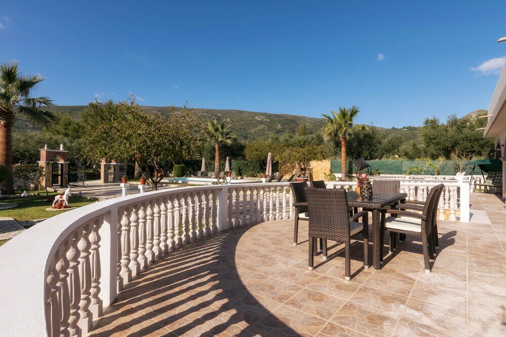 Фото Fontana Holiday Home