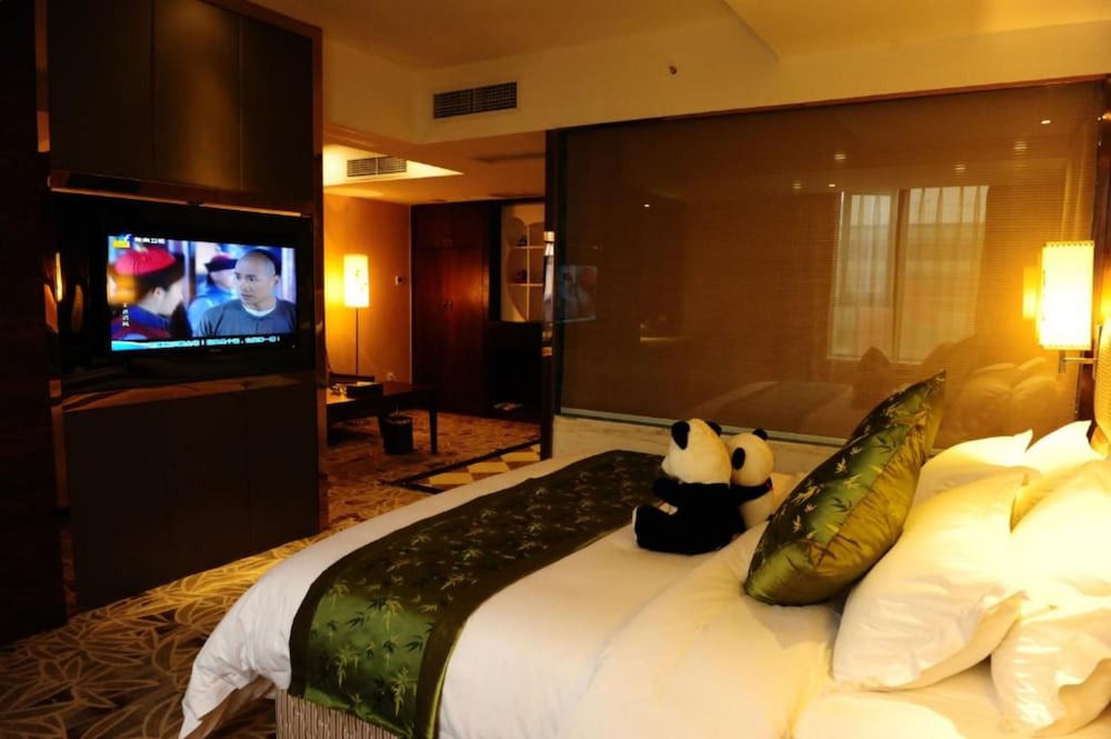 Фото Panda Prince Hotel South Railway Station Branch