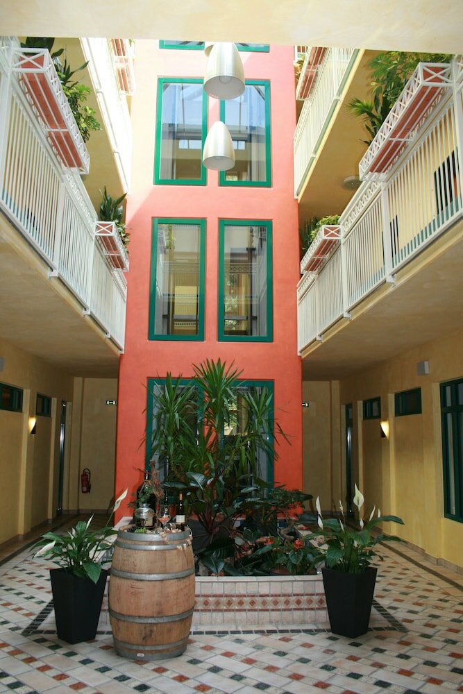 Фото Weinhotel Atrium