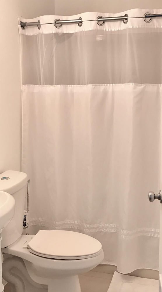 Фото Ocean View Gorgeous 1 Bedroom Apt