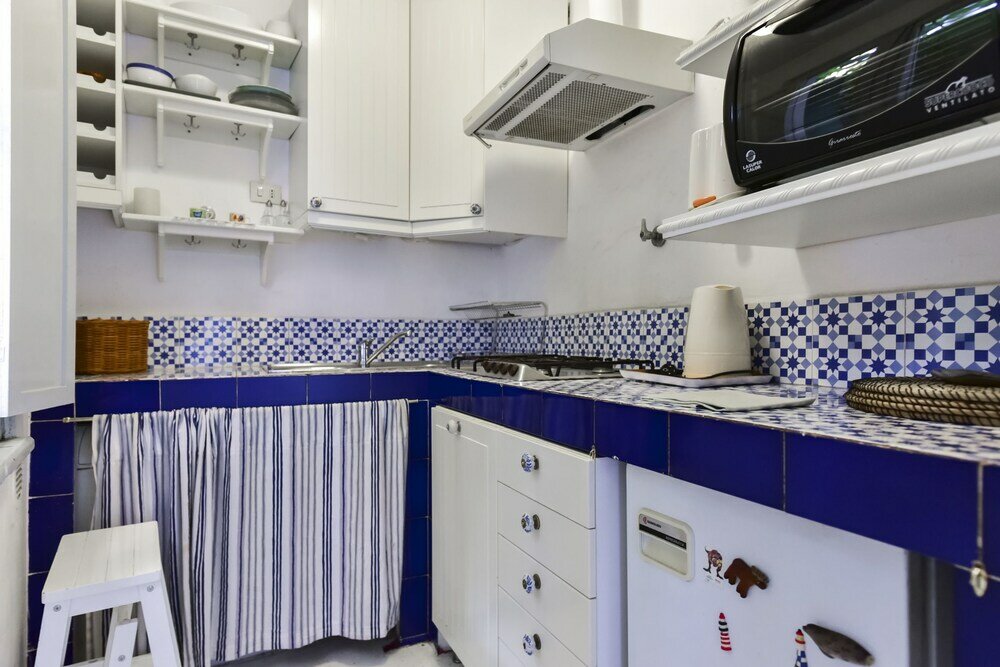 Фото Monti Secret Garden Apartment