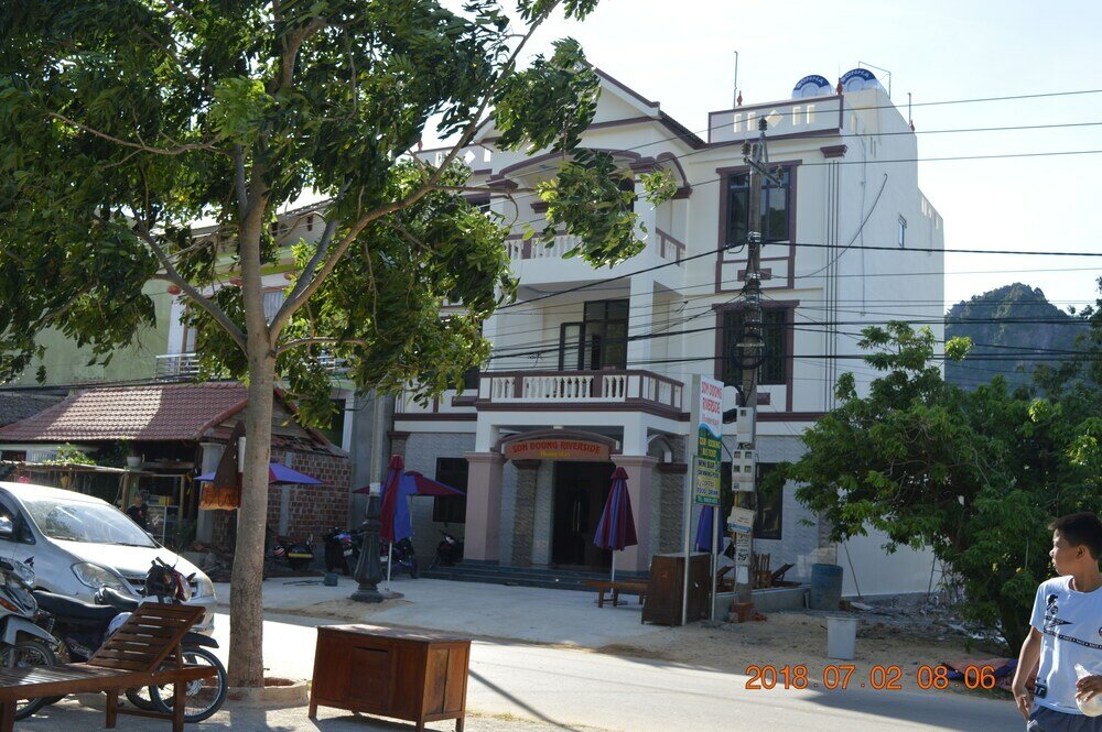 Фото Son Doong Riverside Homestay