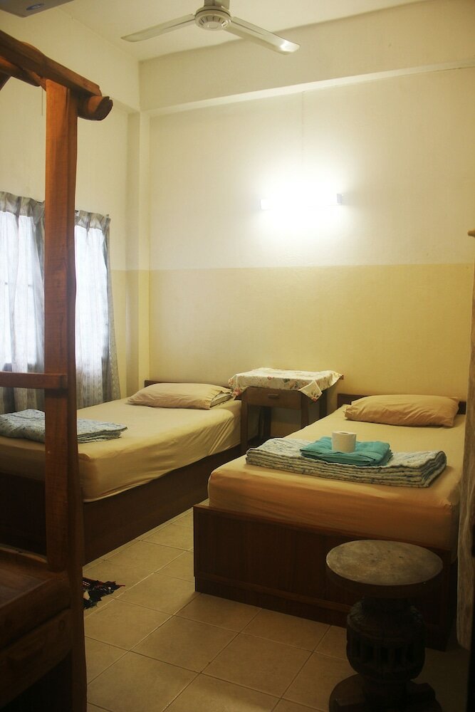 Фото Sarah Guest House