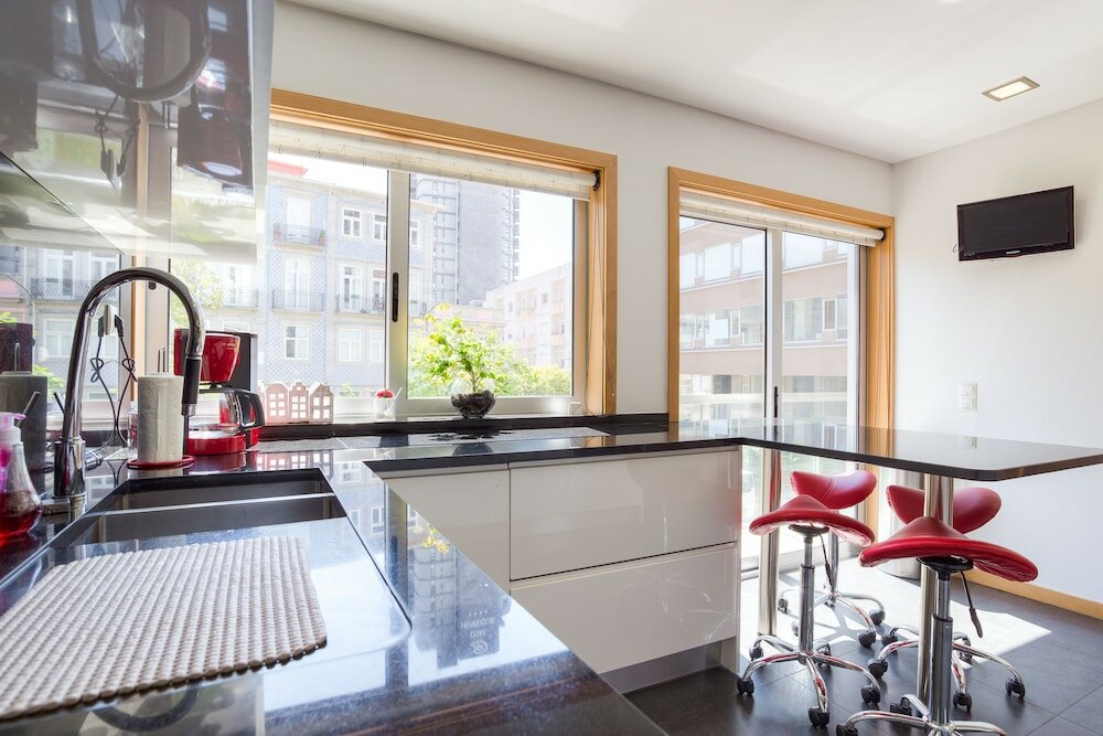 Фото Pretty Porto Apartment by Soulsharing