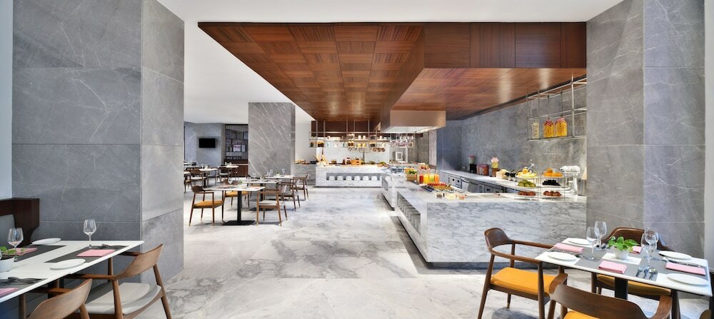 Фото Le Meridien Hyderabad