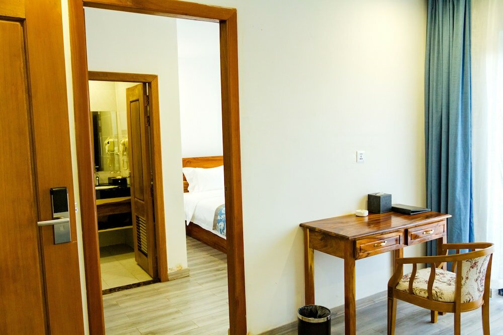 Фото Junlan Hotel