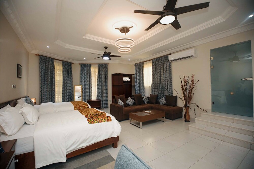 Фото Cocktail and Dreams Hotel