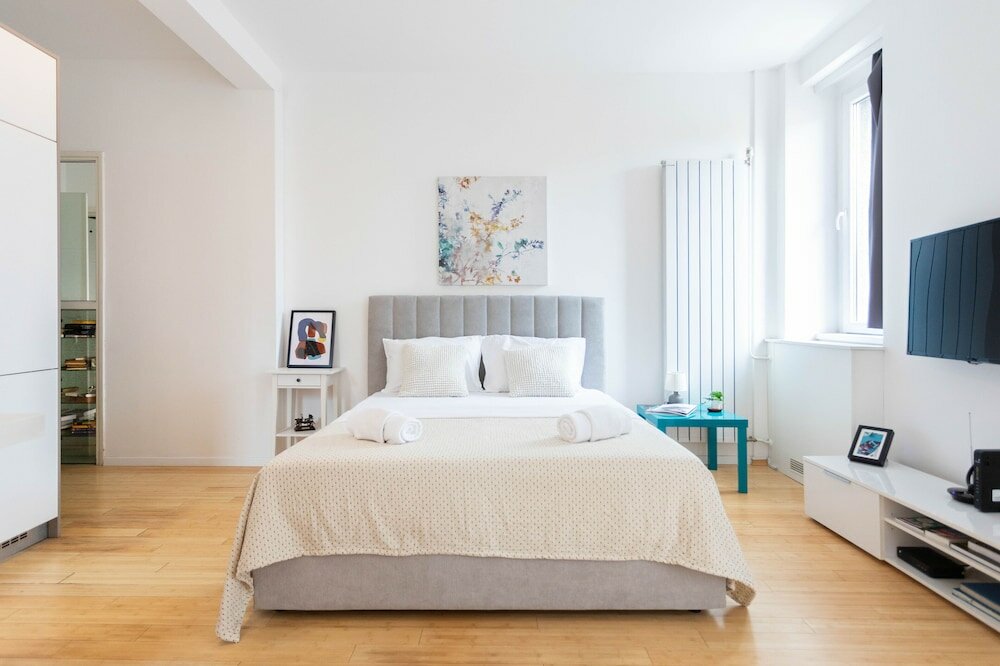 Фото Beautiful Main Square Studio With the Balcony