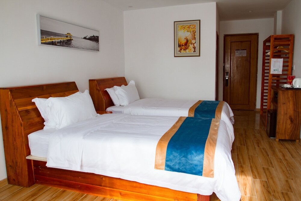 Фото Junlan Hotel