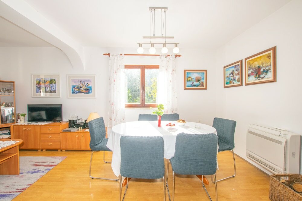 Фото Holiday Home Laura near Forest