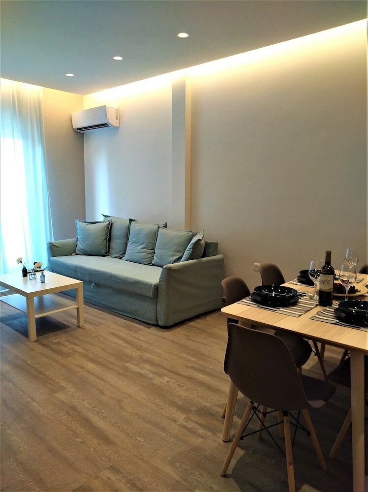 Фото More Athens Apartment