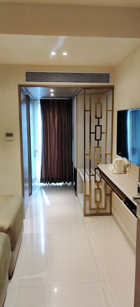 Фото Sheetal Residency