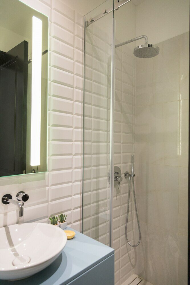 Фото Modern and Design Downtown Apartment in the Center