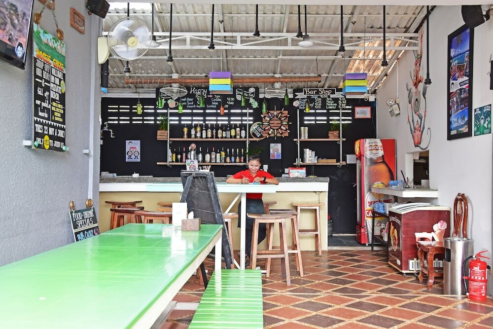 Фото Mad Monkey Kampot Hostel - Adults Only