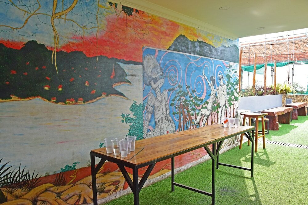 Фото Mad Monkey Kampot Hostel - Adults Only