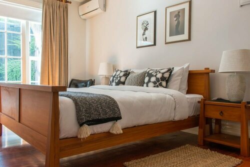 Гостиница Cosy 3 Bedroom Villa in Freeman's Bay в Окленде