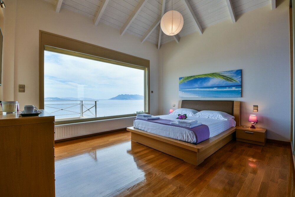 Фото Villa with Striking views over the infinity Pool