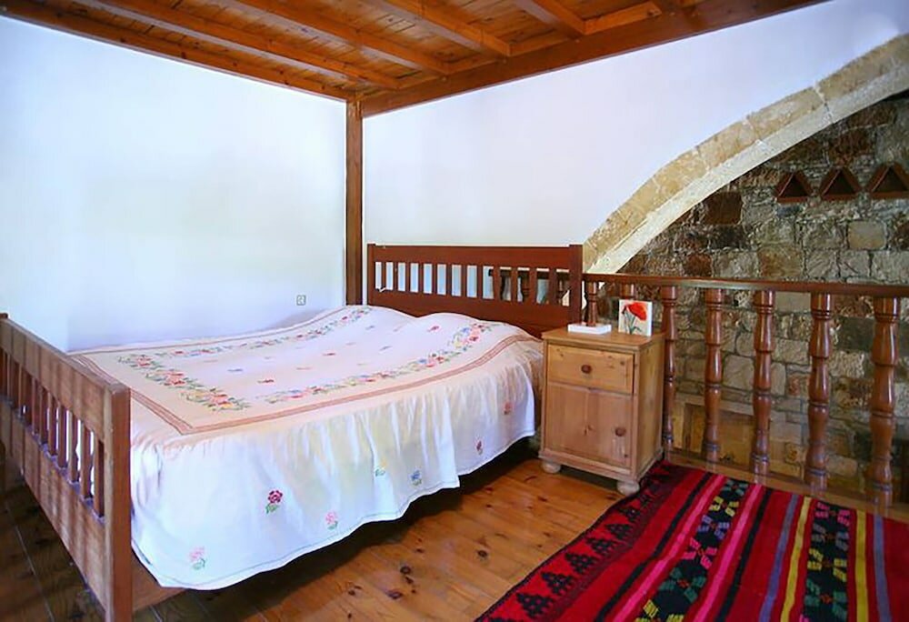 Фото Traditional Cretan Stone House 2