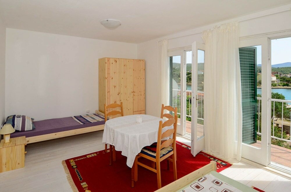 Фото Holiday Home Lovište