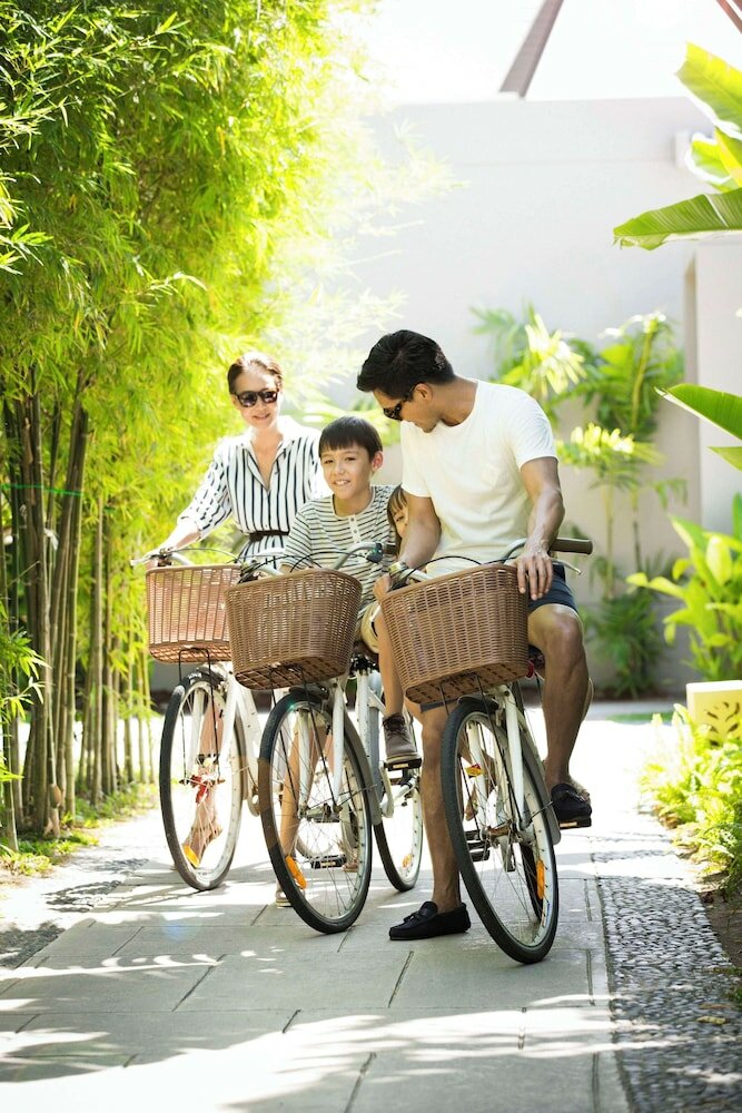 Фото Avani+ Mai Khao Phuket Suites