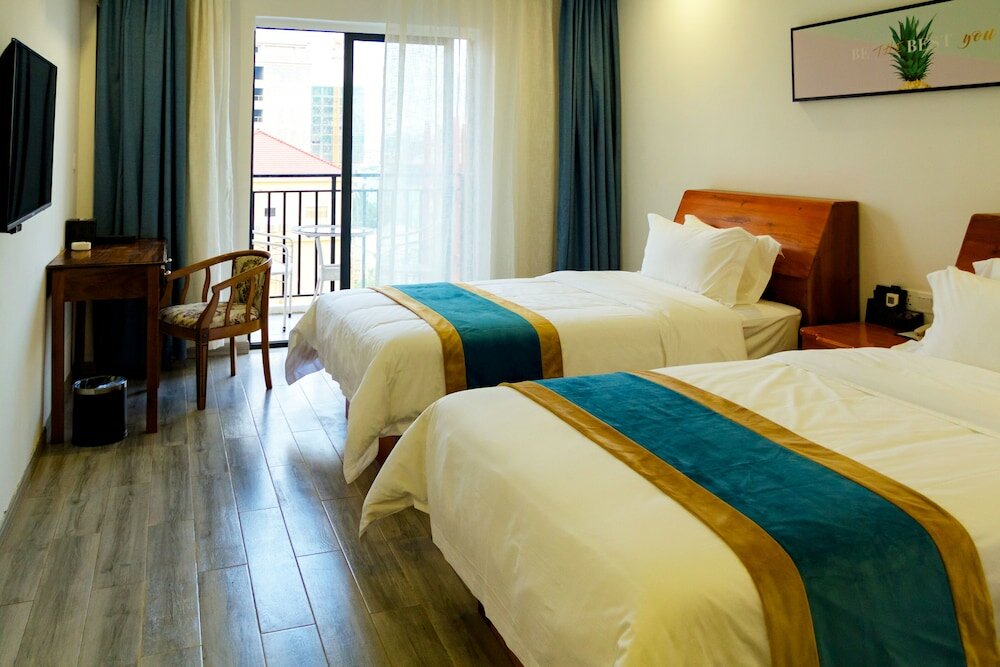 Фото Junlan Hotel