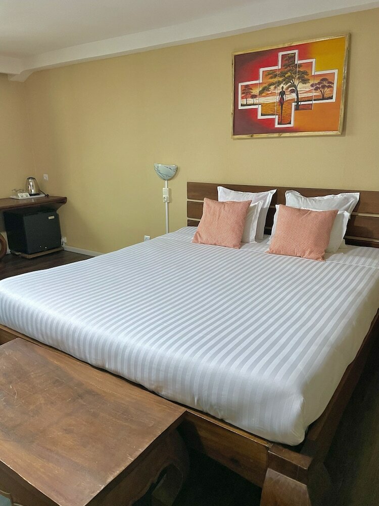 Фото Hotel Le Pousse Pousse