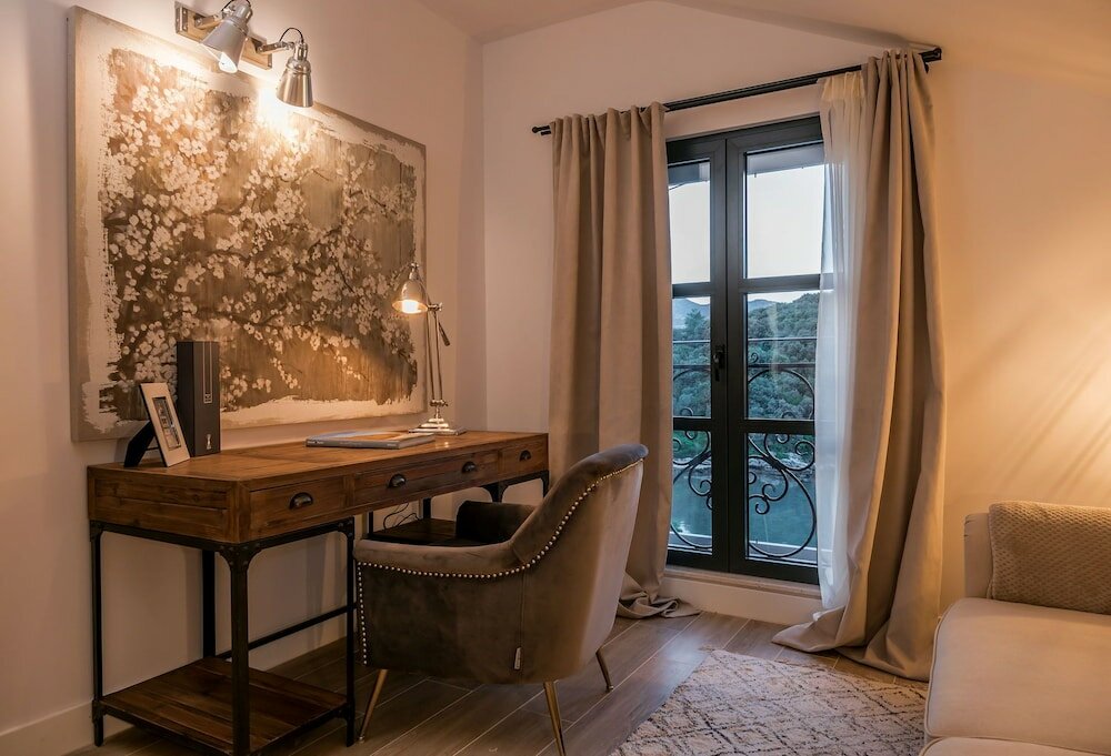 Фото Beachfront Villa Feodora Grande