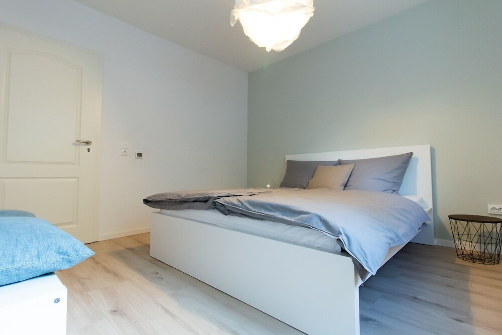 Фото T & T Suites Raunheim