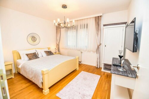 Гостиница Modern 2bdr Apartment-cathedral View-best Location в Сараеве