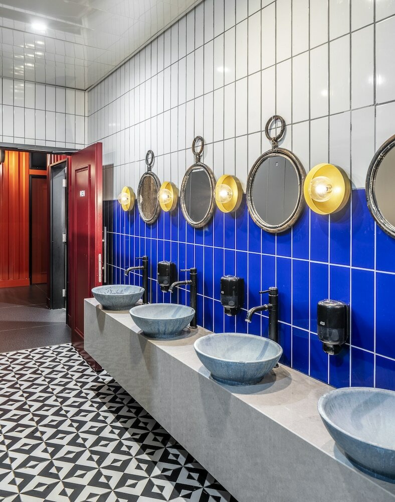 Фото The Spot Hostel