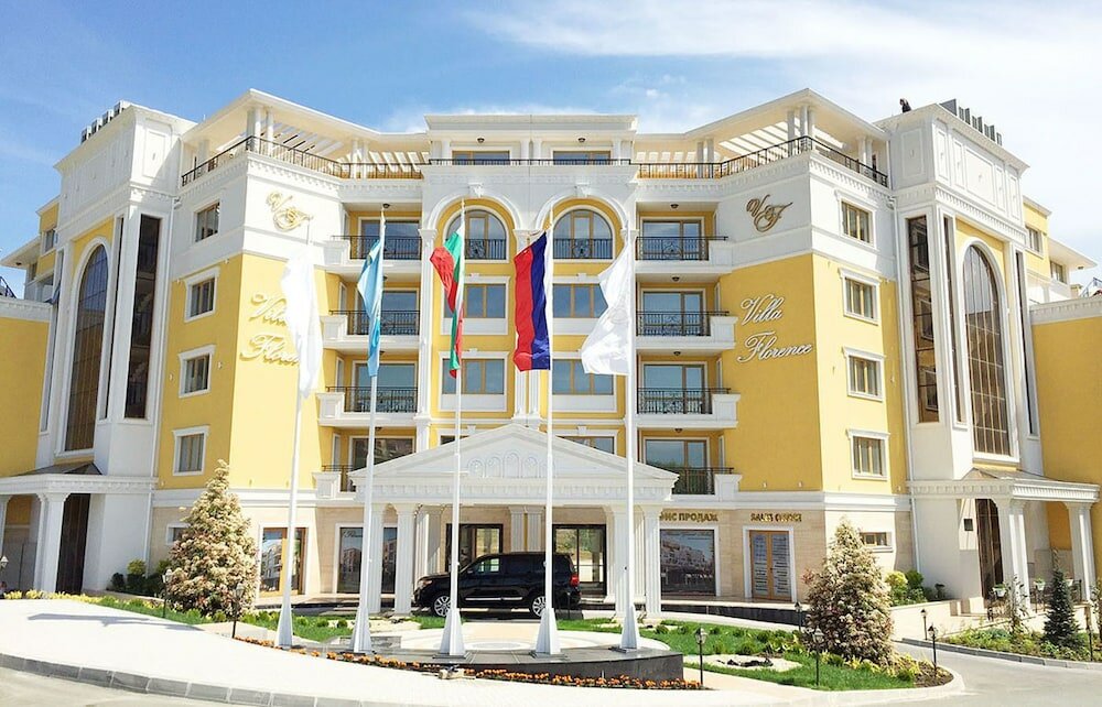 Фото отеля 1