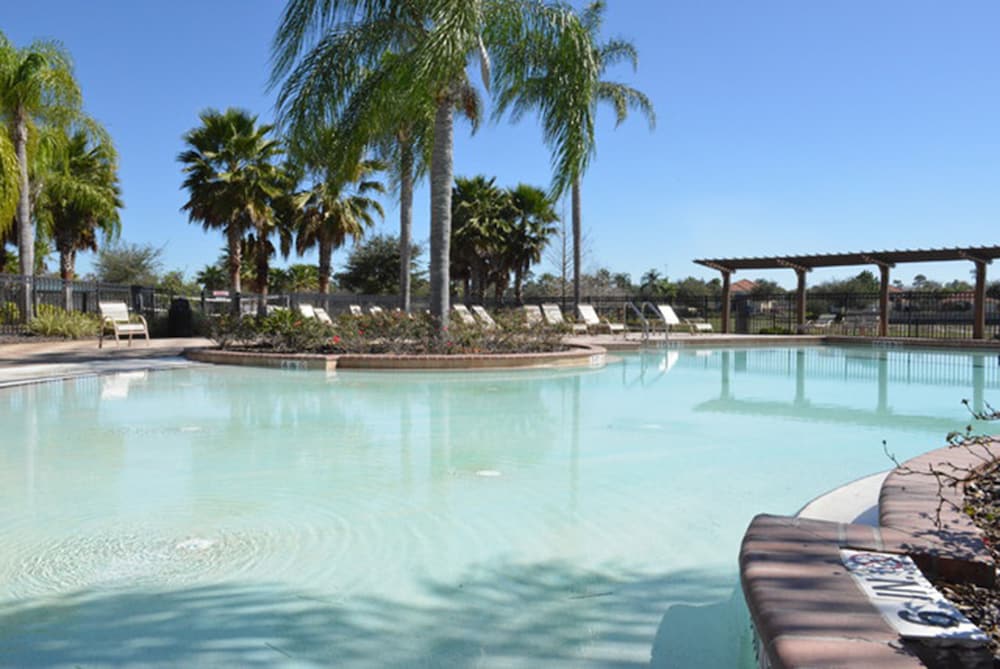 Фото Awesome Villa