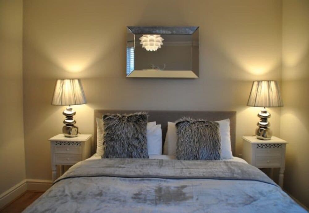 Фото Lord Raglan House