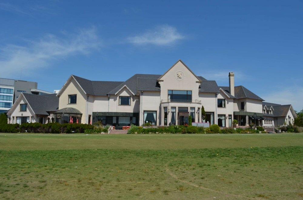 Фото Hilton Pilar