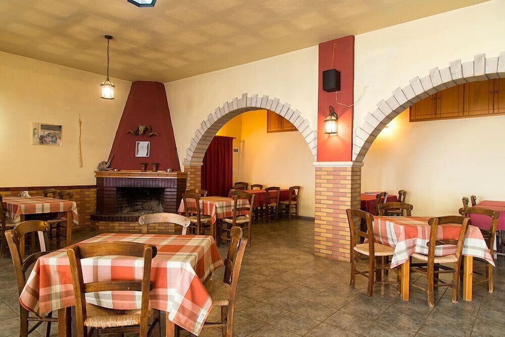 Фото Ambeles Apartments