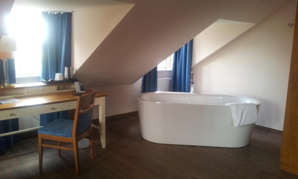 Фото Hotel MainChateau