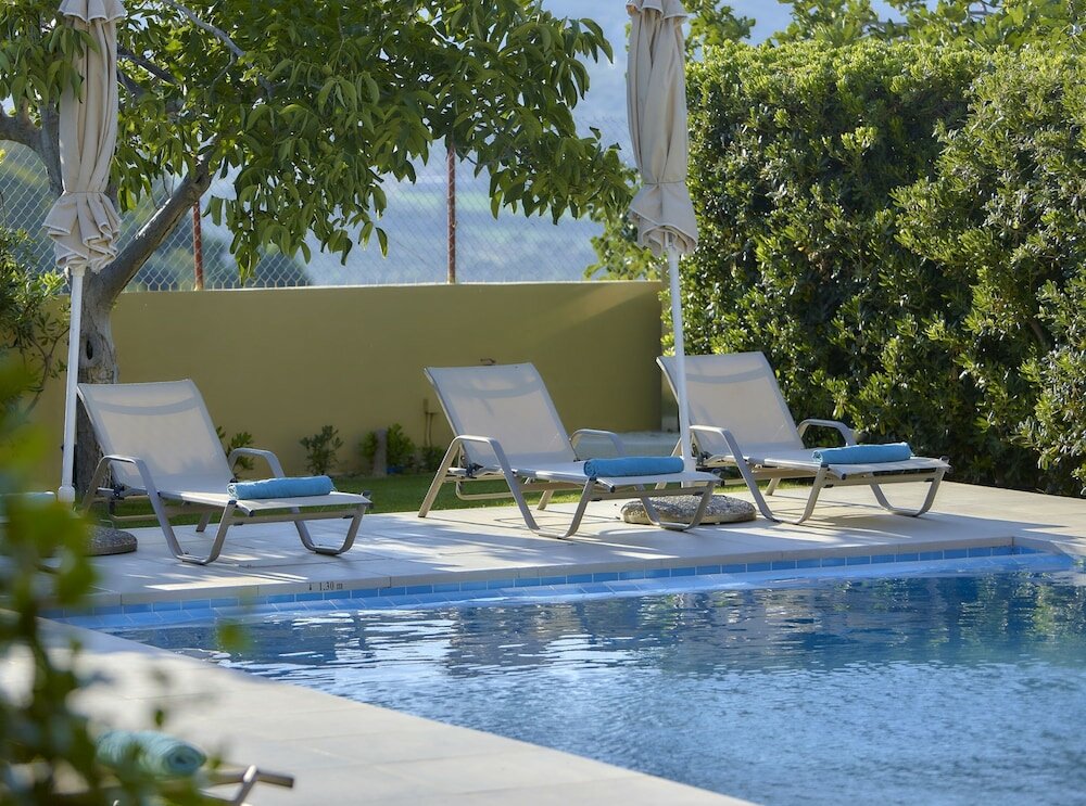 Фото Castello Villa Daphnes - Private Pool & Whirlpool