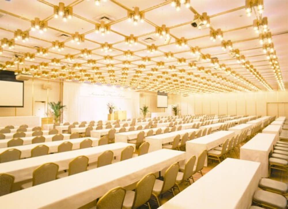 Фото Tokyo Bay Maihama Hotel First Resort